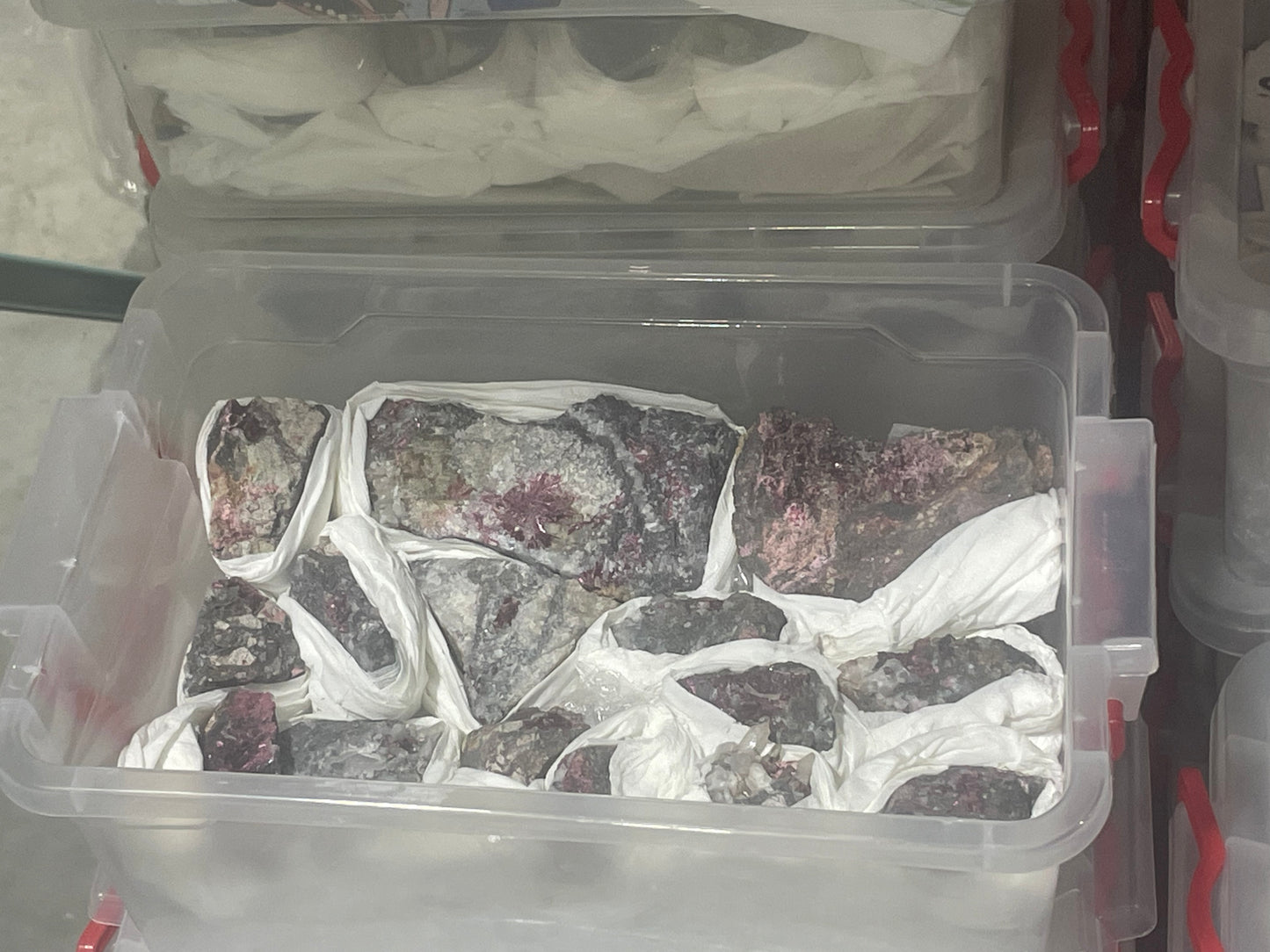 Eyrithrite Crystals (Tub)