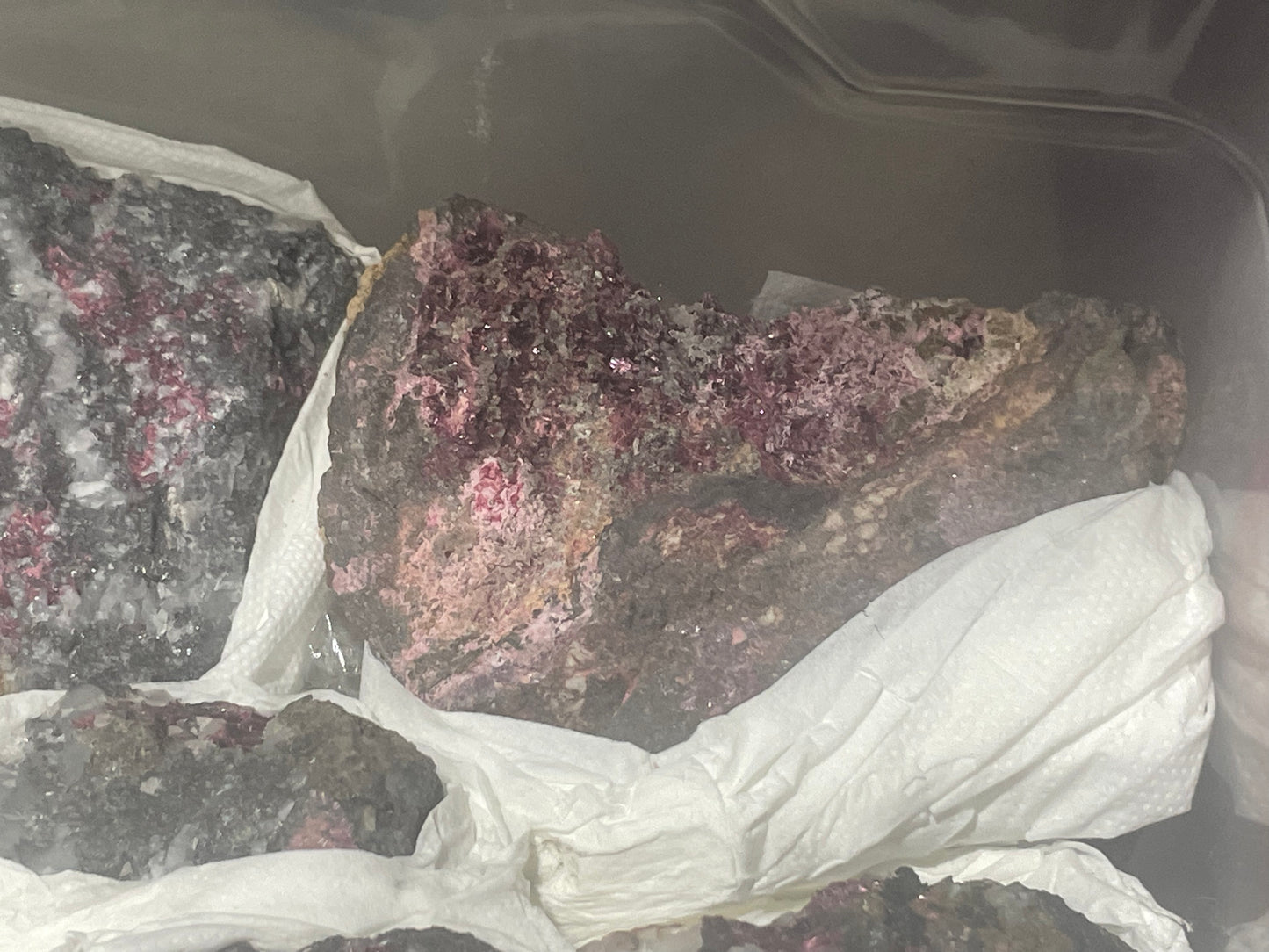 Eyrithrite Crystals (Tub)
