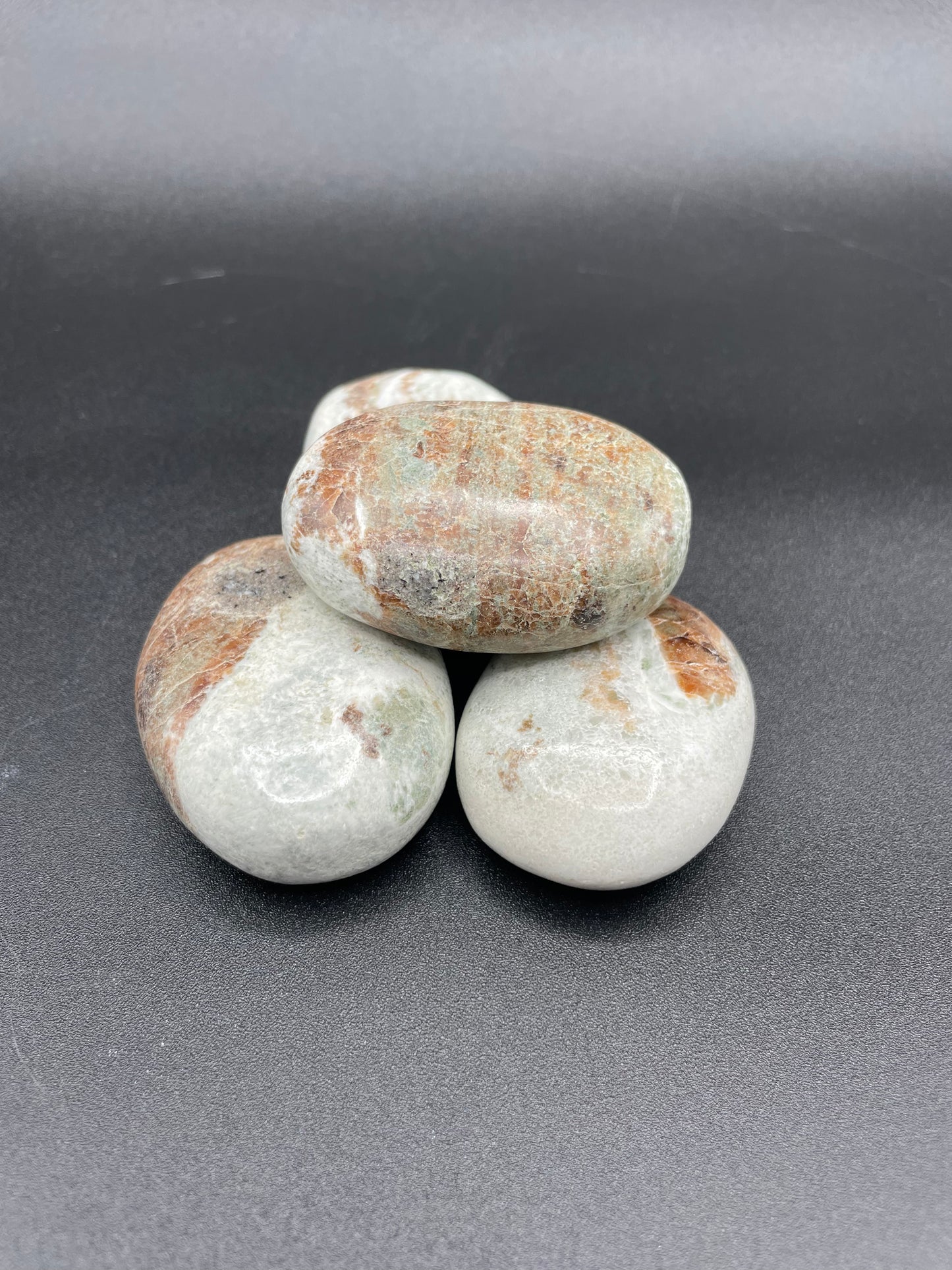 Canadian Vesuvianite and Grossular Garnet Palm Stones (1kg Bag)