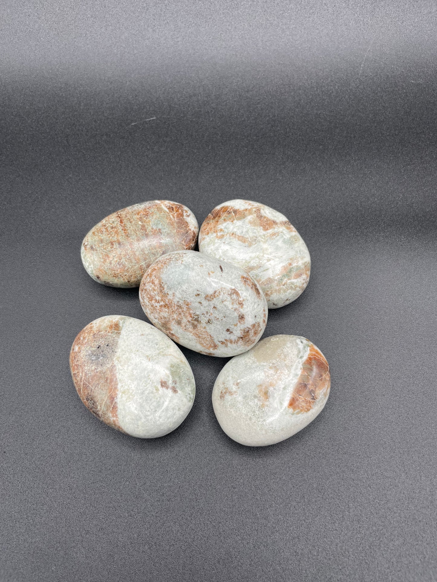 Canadian Vesuvianite and Grossular Garnet Palm Stones (1kg Bag)