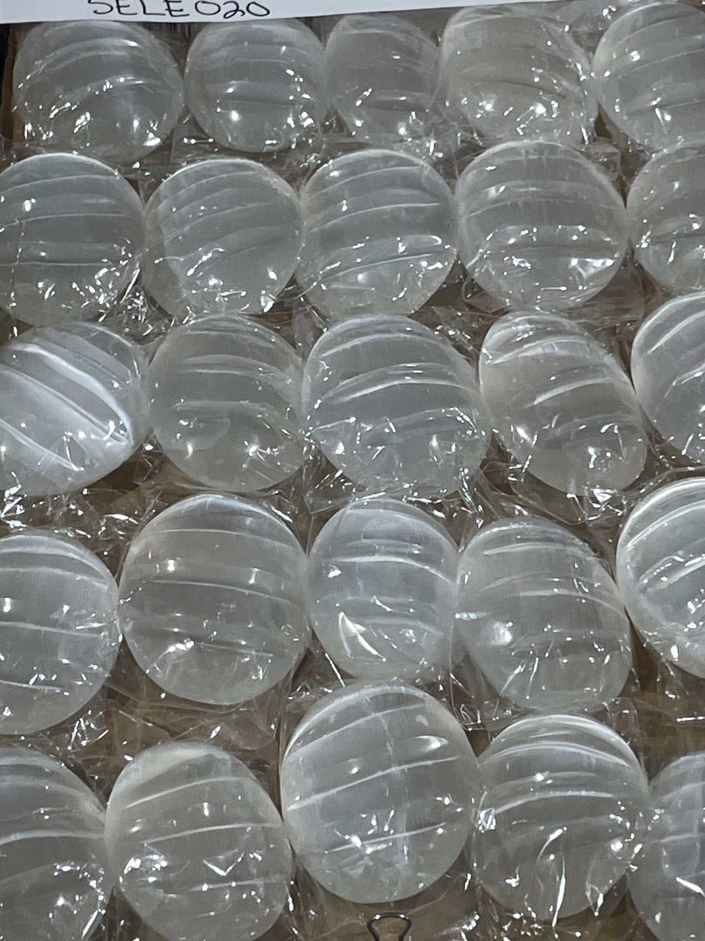 7 cm Carved Selenite Palm Stone "Soap" (20 pcs)