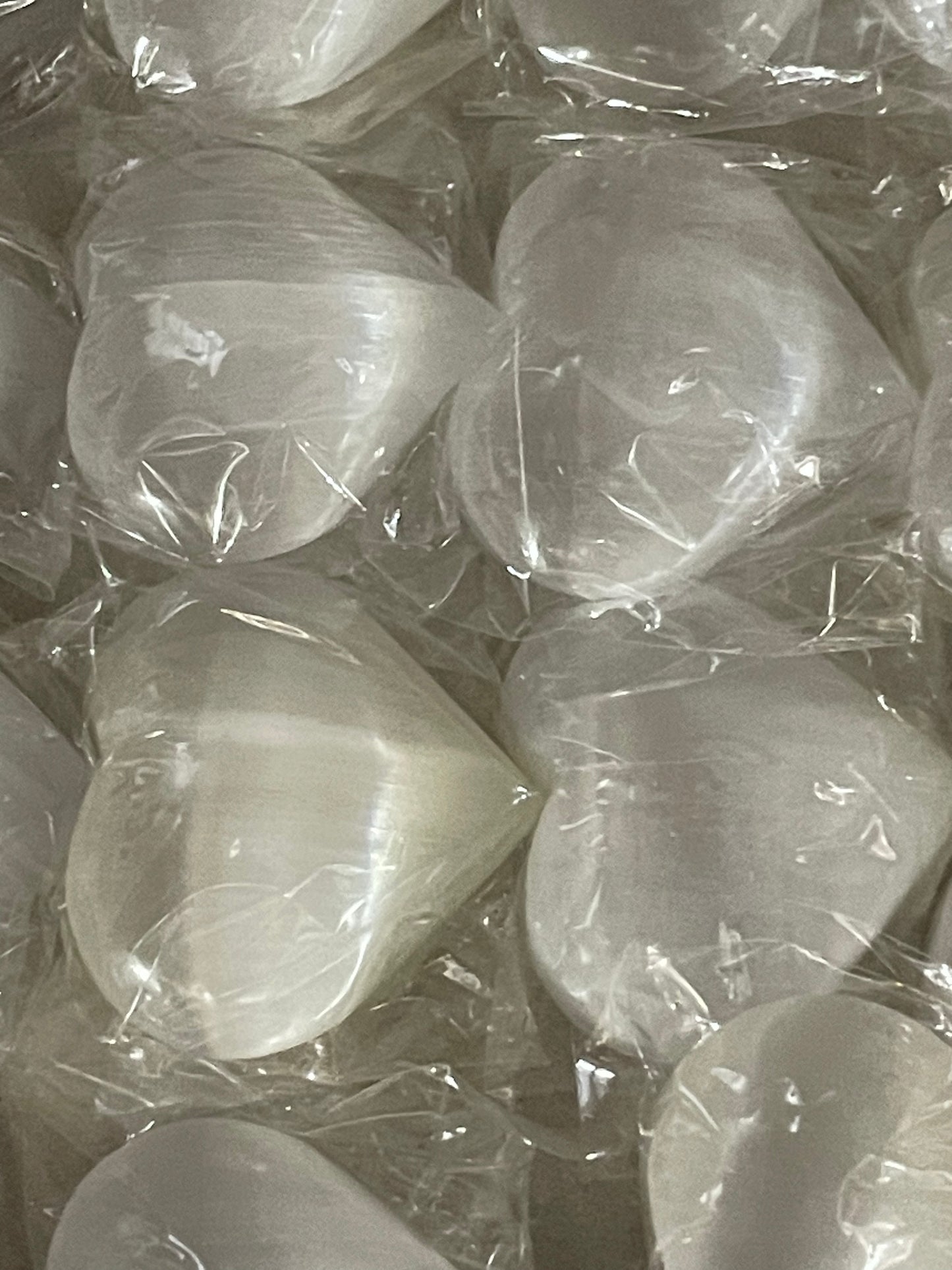 7cm Carved Selenite Heart (20 pcs)