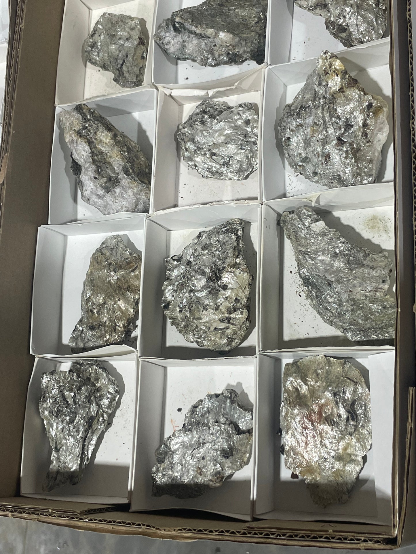 Canadian Mica, Garnet, Starolite (Flat)