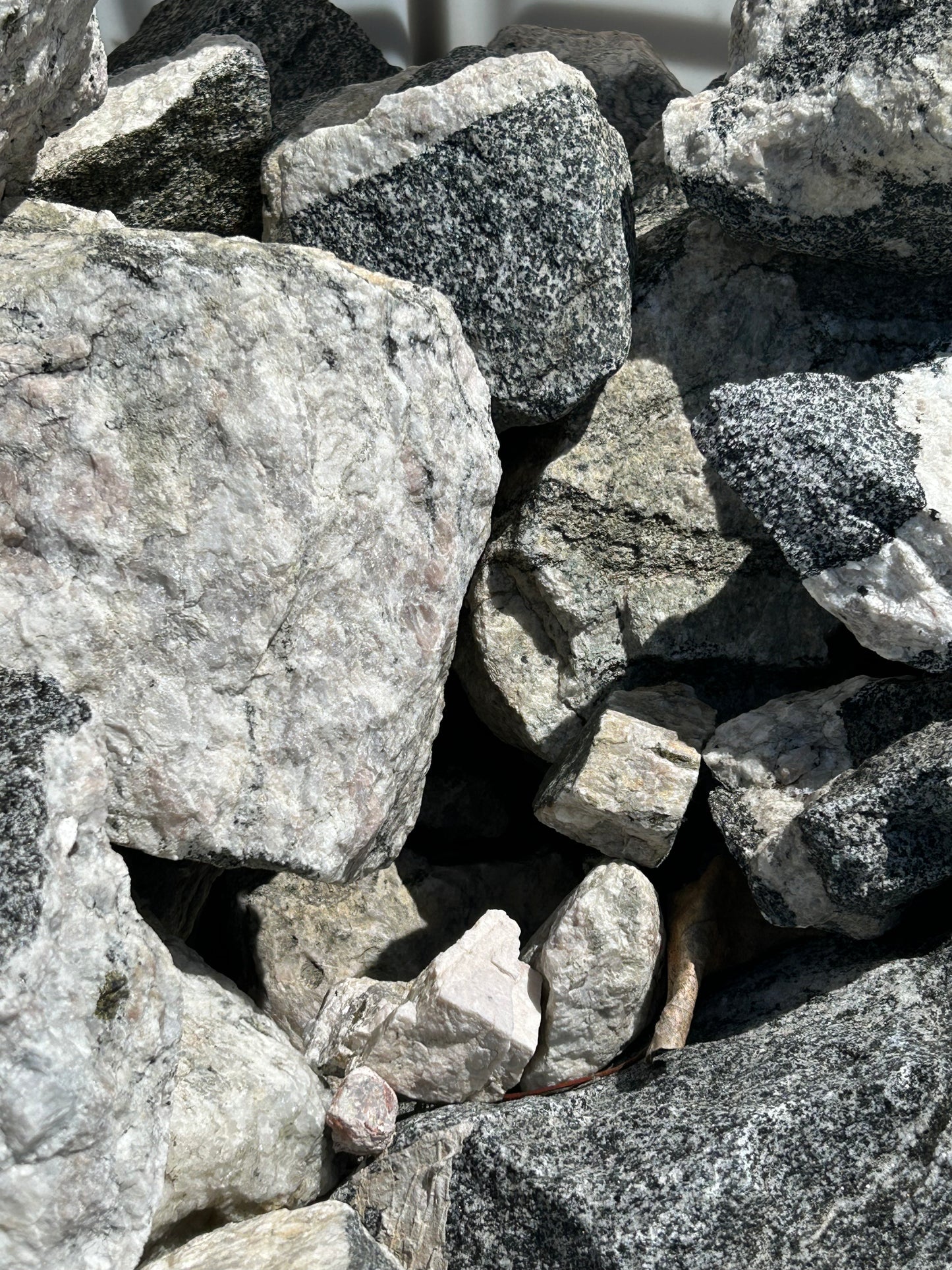 Moonstone (10lb Lot)