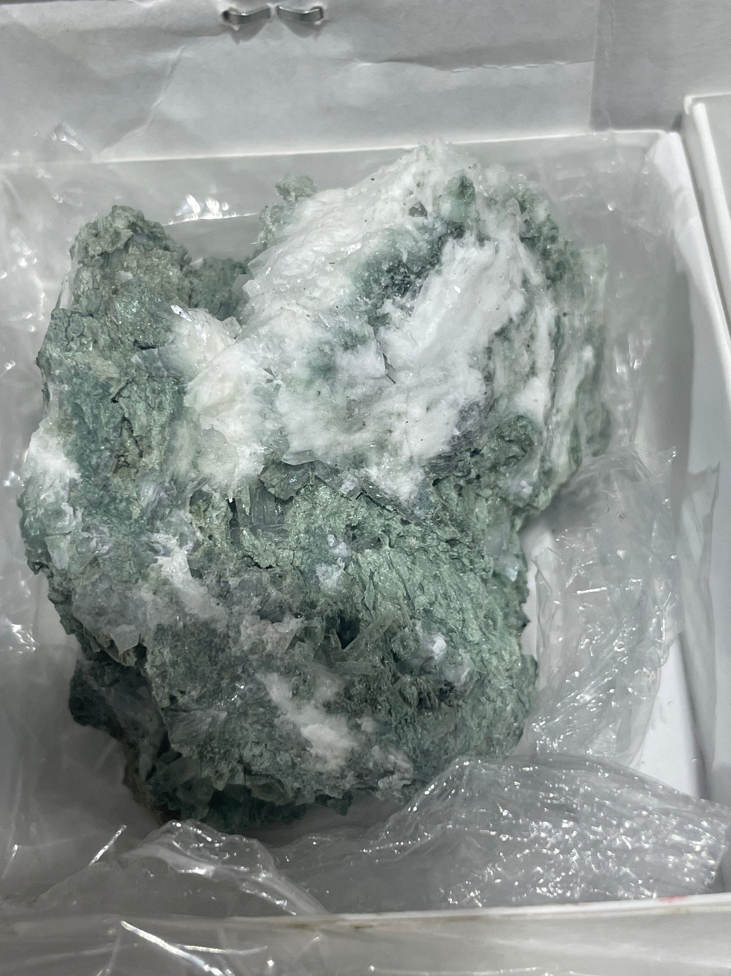Canadian Natrolite (Flat)