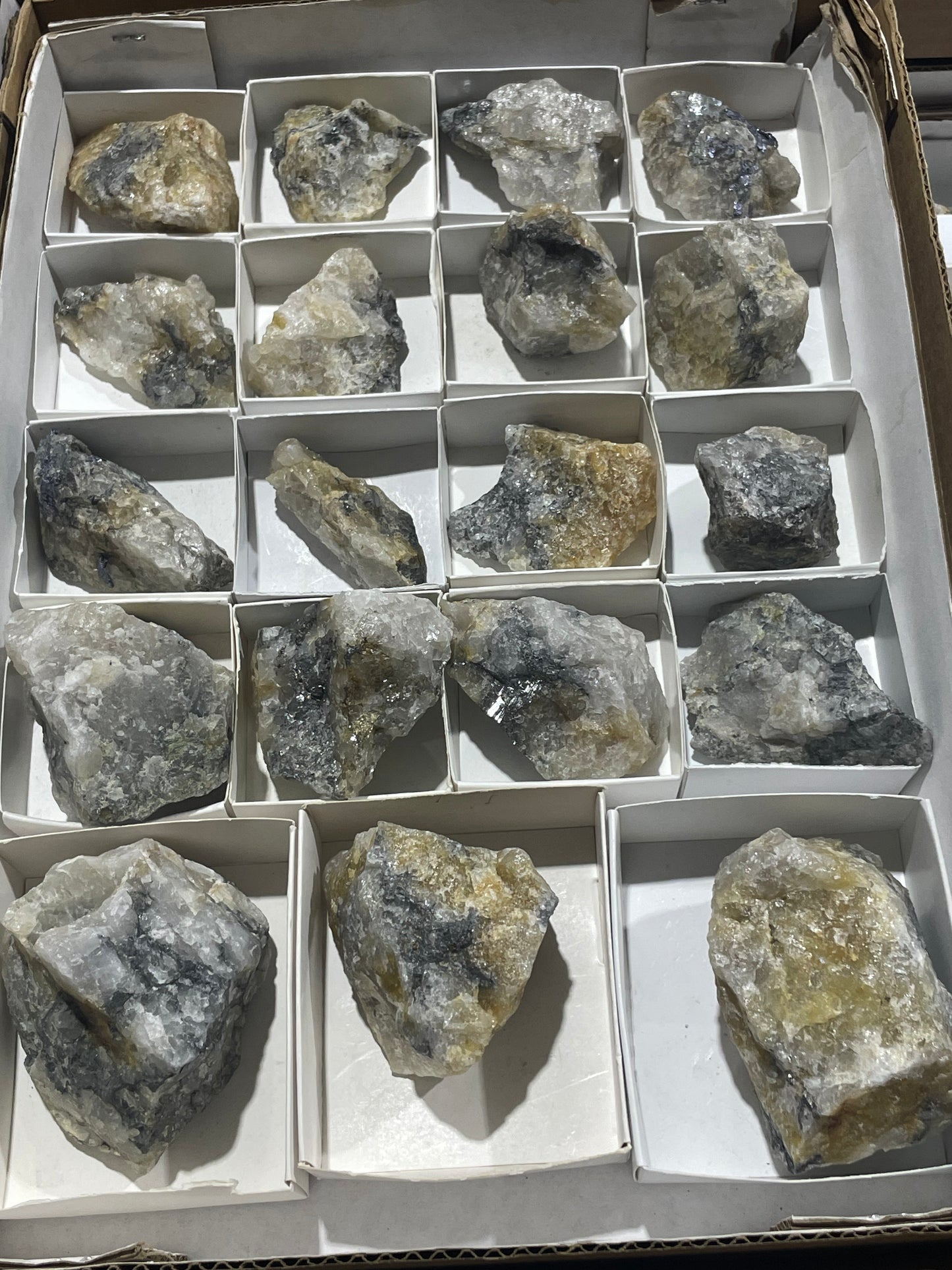 Canadian Bismuthinite (Flat)