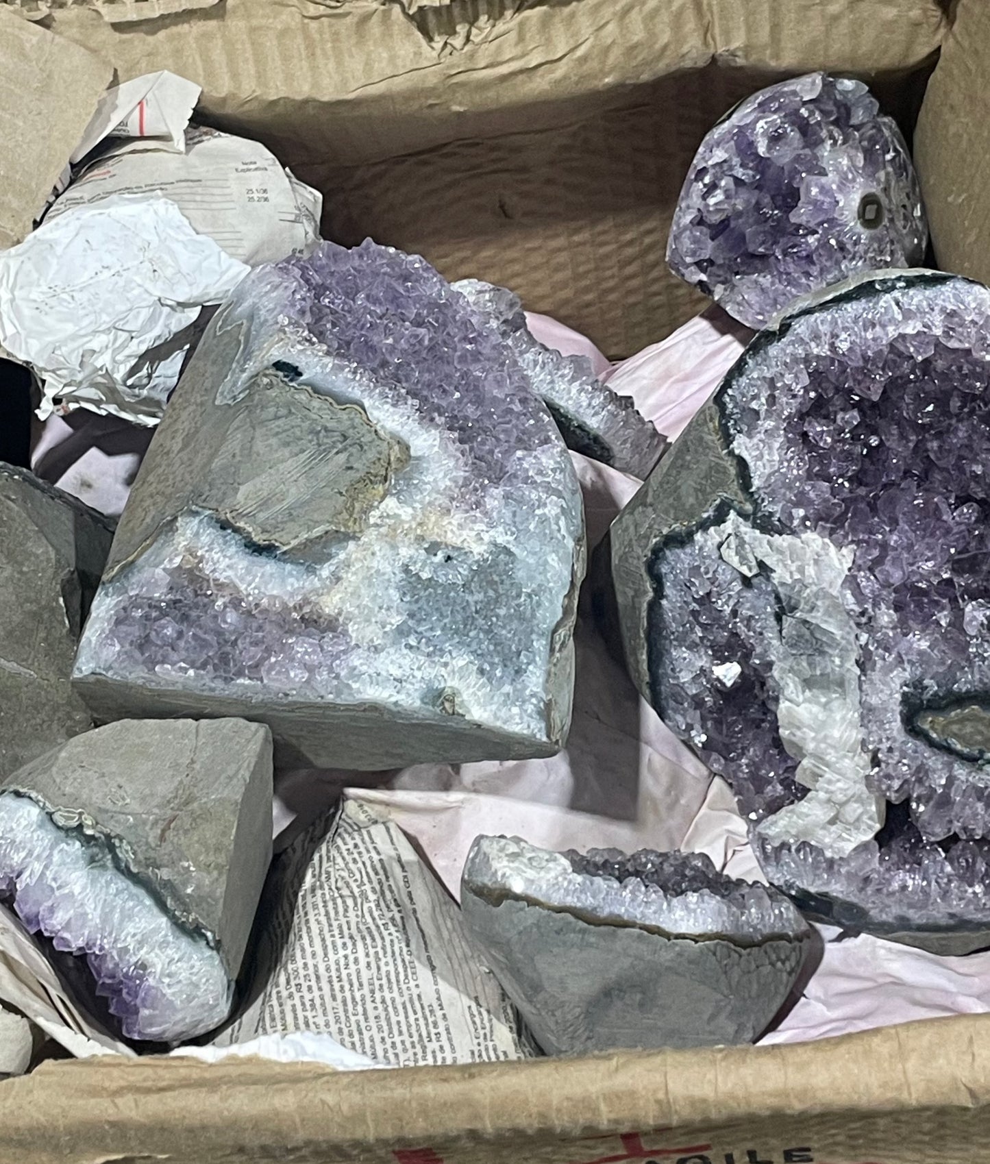 Amethyst Cut Base (Case)