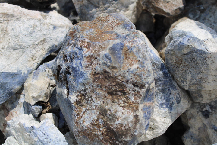 A/B Grade Sodalite (10lb Lot)