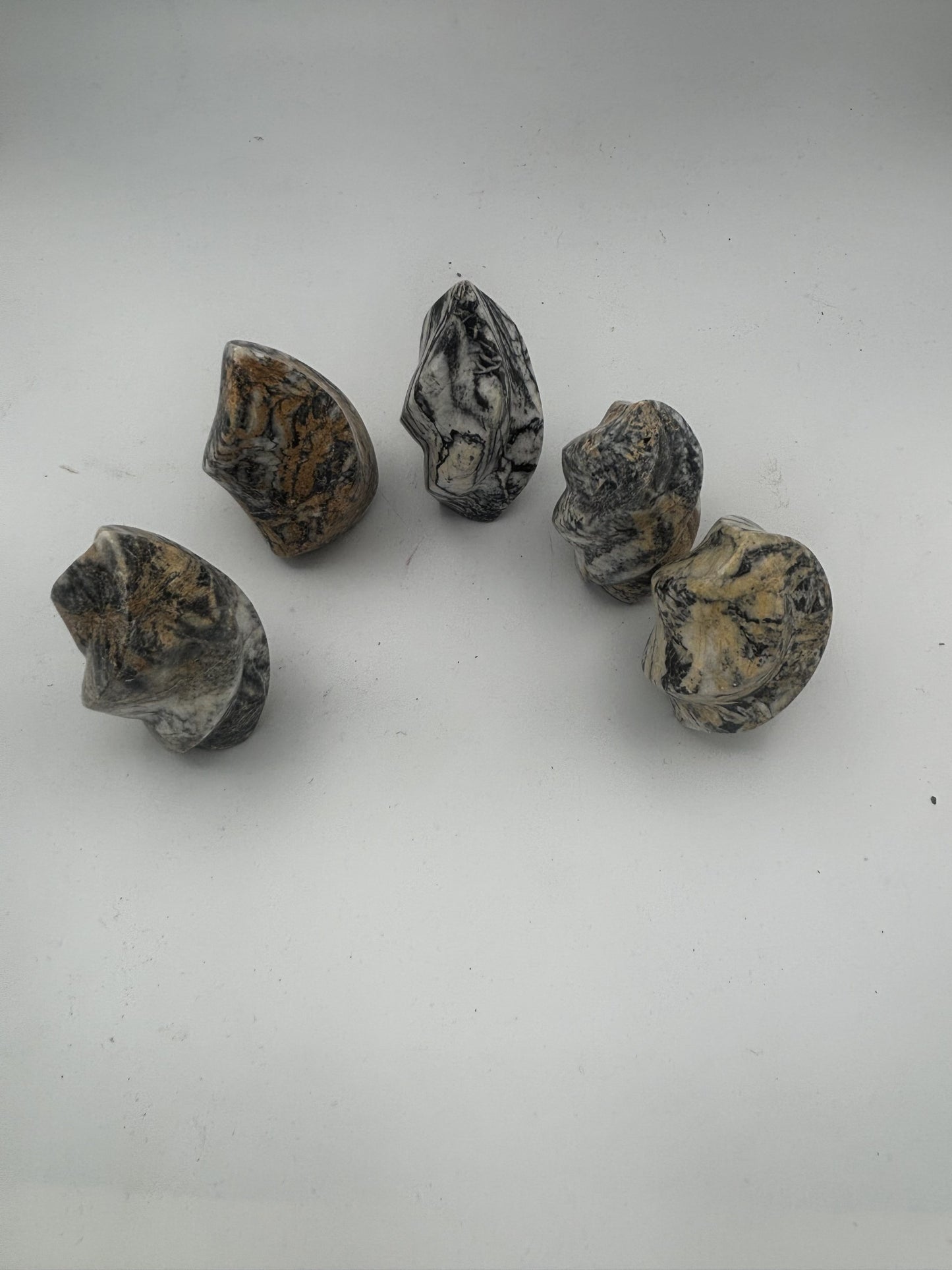 Pinolith Flame Towers (1kg Bag)